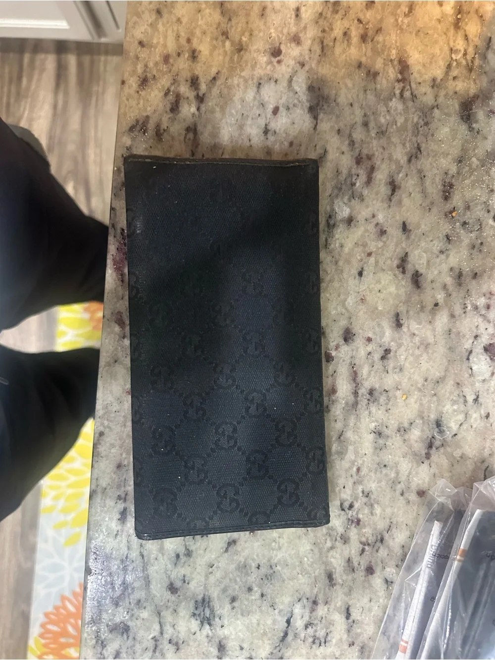 Gucci Black Canvas Continental Wallet with Gold GG Accent COA included - Picture 4 of 6